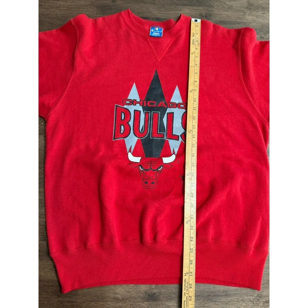 Vintage Chicago Bulls Crew Neck Sweatshirt Red XL Champion Reverse Weave NBA USA